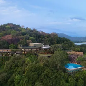 5* Hotel Heritance Kandalama